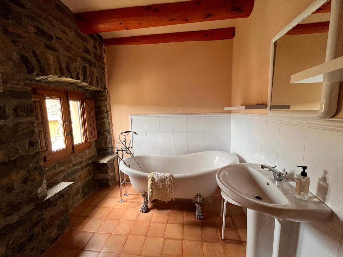 La Abadia Guest House Coscojuela de Sobrarbe Eksteriør bilde