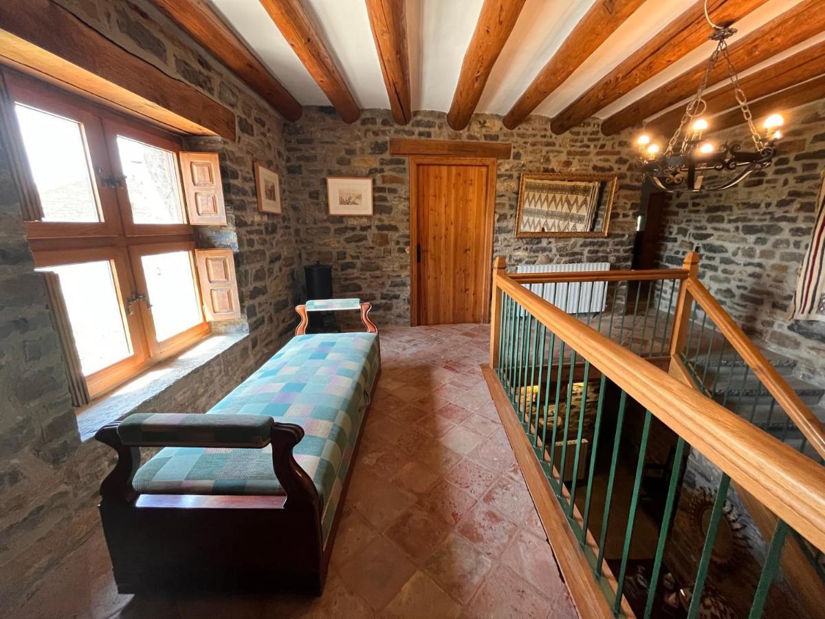 La Abadia Guest House Coscojuela de Sobrarbe Eksteriør bilde